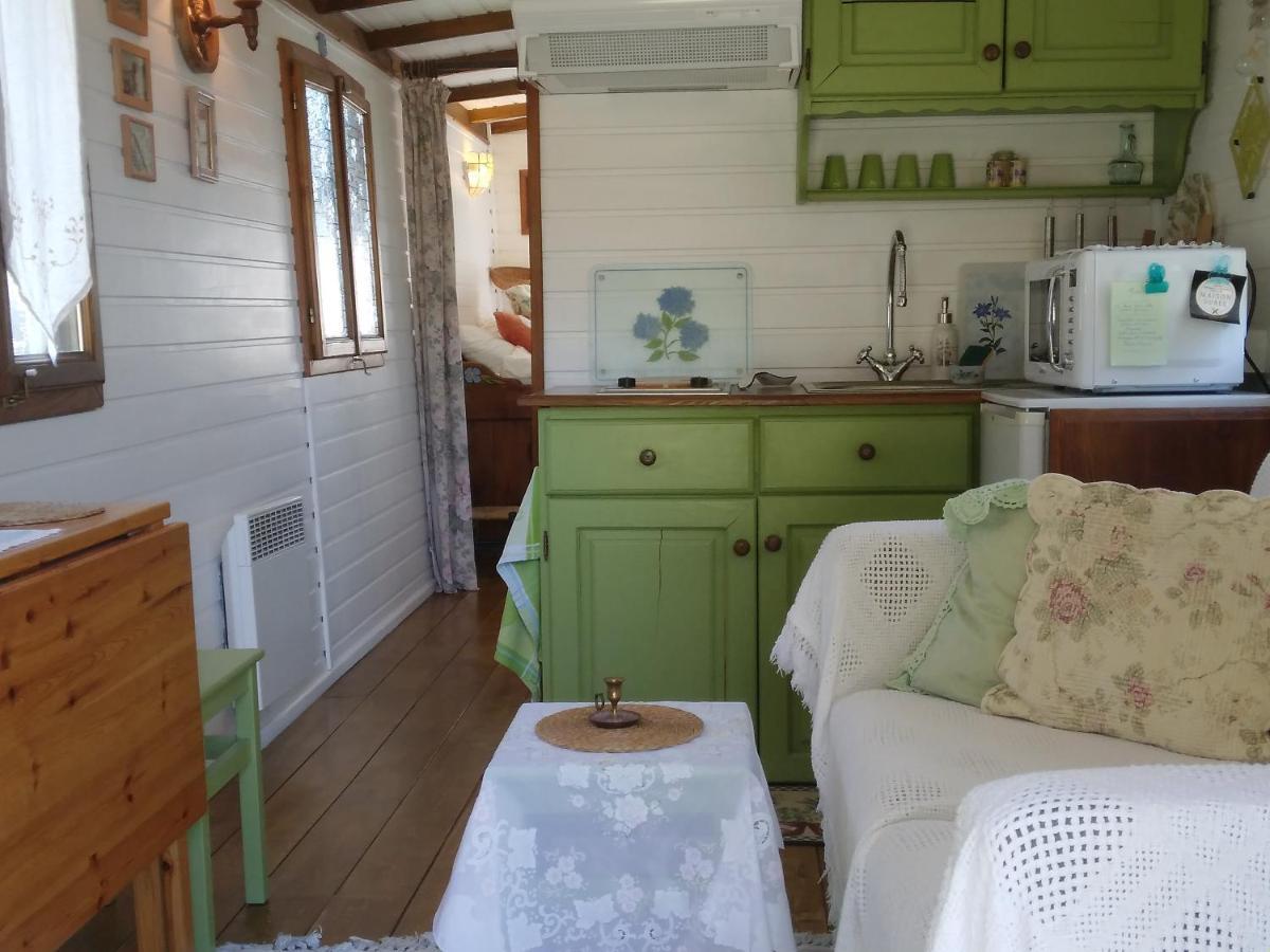 Roulotte Fleur Des Champs Villa Sigalens Dış mekan fotoğraf